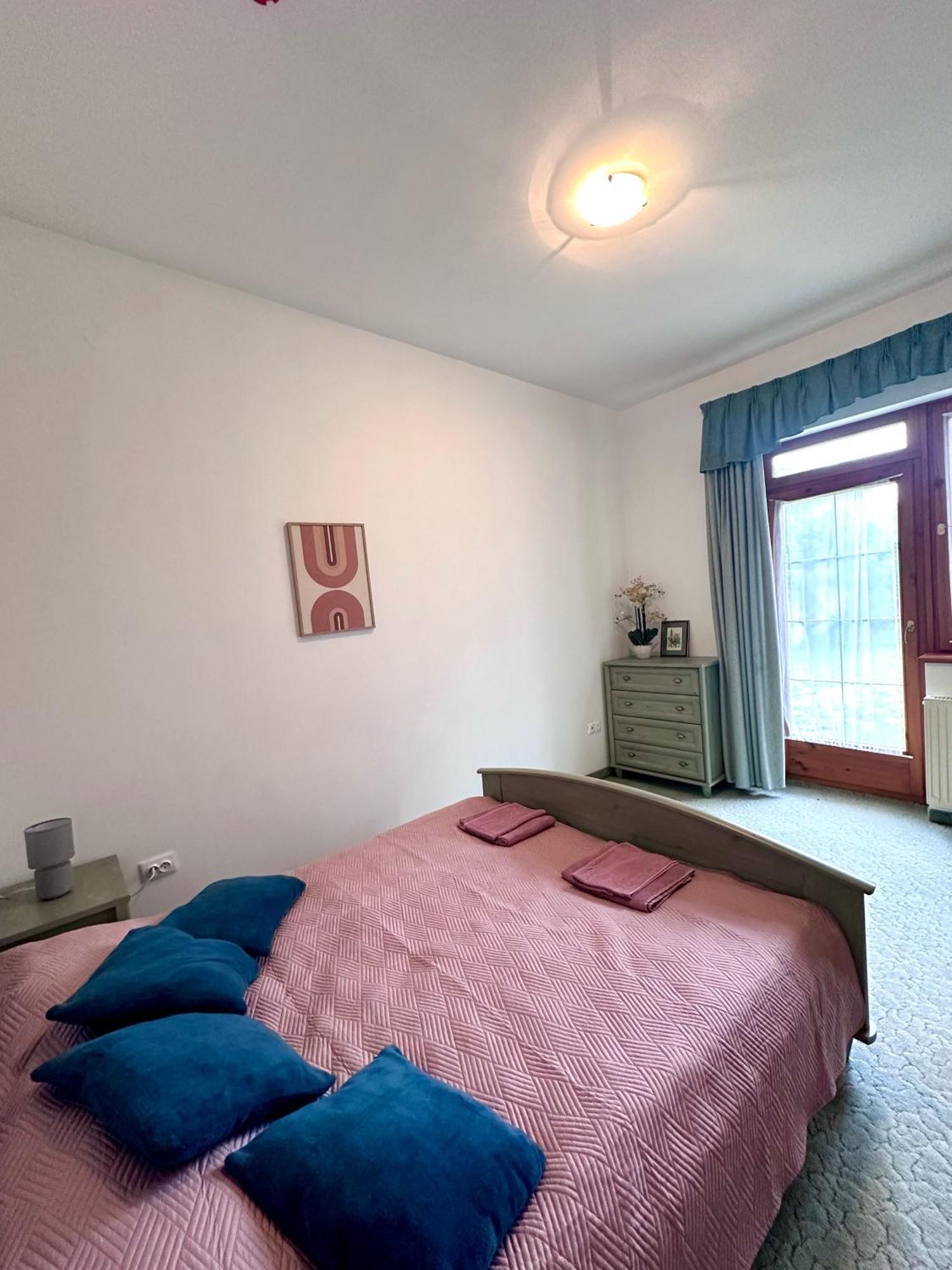Eden Panzio Aparthotel Bük Eksteriør bilde